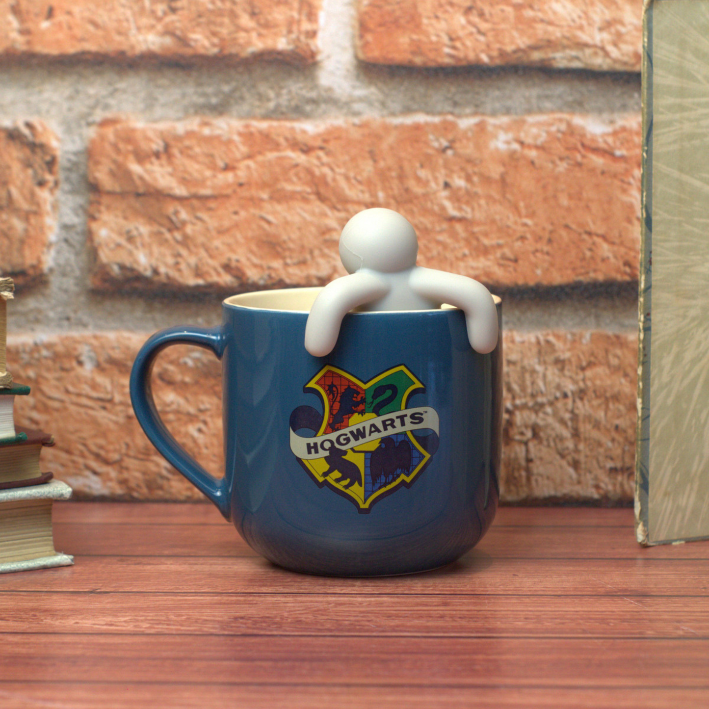 Caneca ZonaCriativa com Infusor 350ml Hogwarts Harry Potter 4 Casas Mágicas