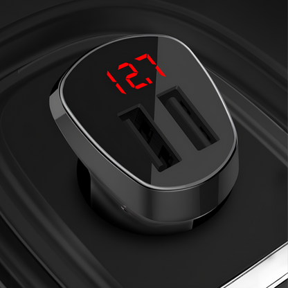 Carregador de carro com porta USB dupla e display LED